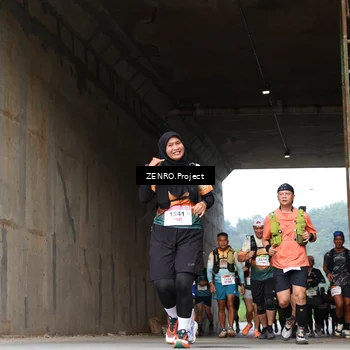 Runner Photo 8914855