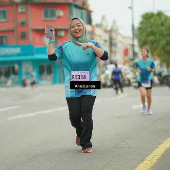 Runner Photo 8914856