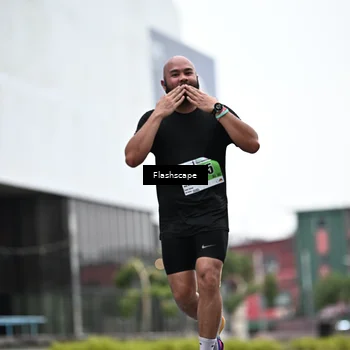 Runner Photo 8914863
