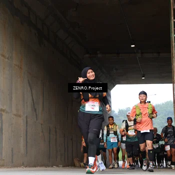 Runner Photo 8914864