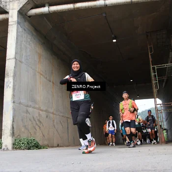 Runner Photo 8914908