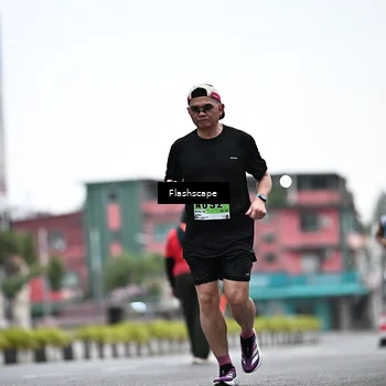 Runner Photo 8914944