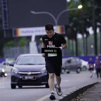 Runner Photo 8914952