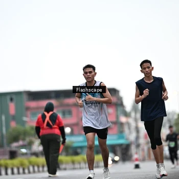 Runner Photo 8914978