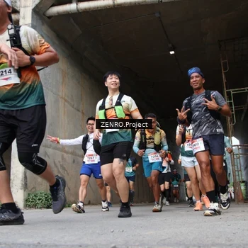 Runner Photo 8914985