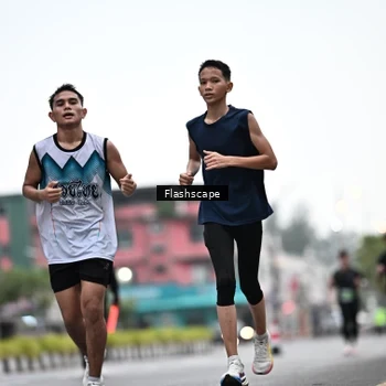 Runner Photo 8915001