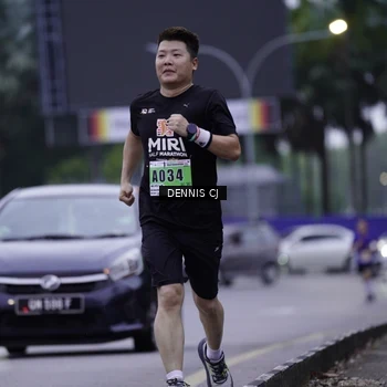 Runner Photo 8915013