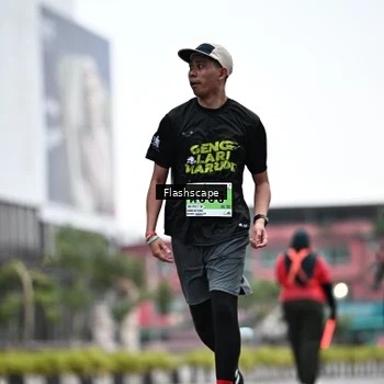 Runner Photo 8915038