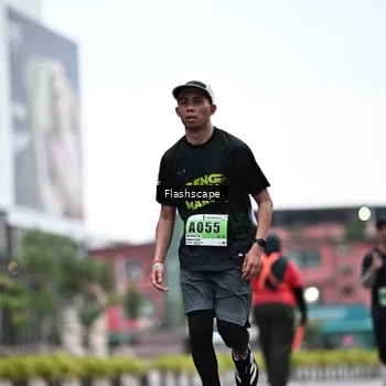 Runner Photo 8915039