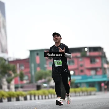 Runner Photo 8915042