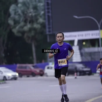Runner Photo 8915047