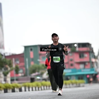Runner Photo 8915049