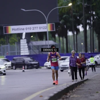 Runner Photo 8915092