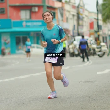 Runner Photo 8915123