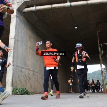Runner Photo 8915150