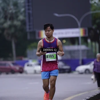 Runner Photo 8915159