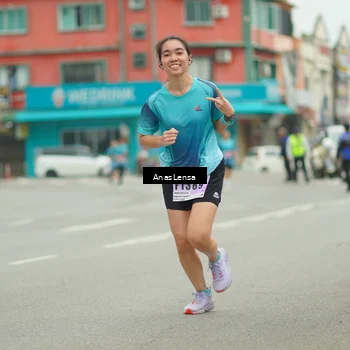Runner Photo 8915244