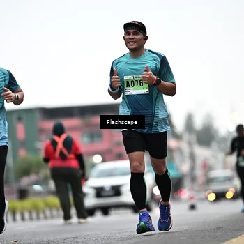 Runner Photo 8915266