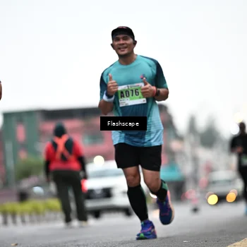 Runner Photo 8915276