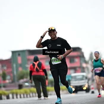 Runner Photo 8915334