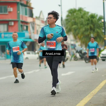 Runner Photo 8915409