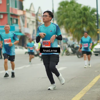 Runner Photo 8915412