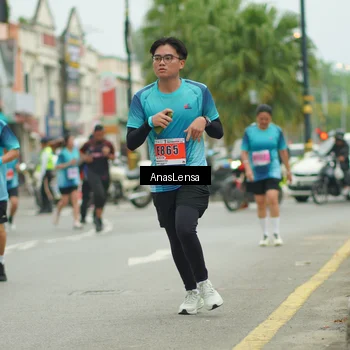 Runner Photo 8915415