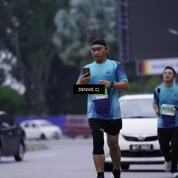 Runner Photo 8915473