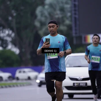 Runner Photo 8915498