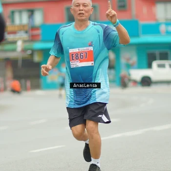 Runner Photo 8915534