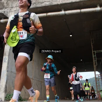 Runner Photo 8915557