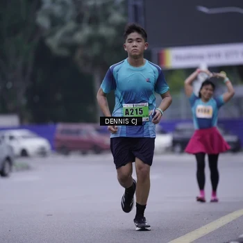 Runner Photo 8915614