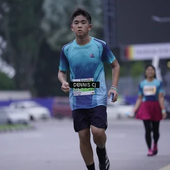 Runner Photo 8915623
