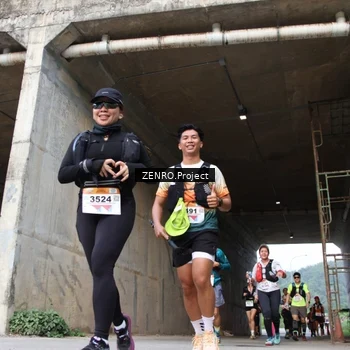 Runner Photo 8915627