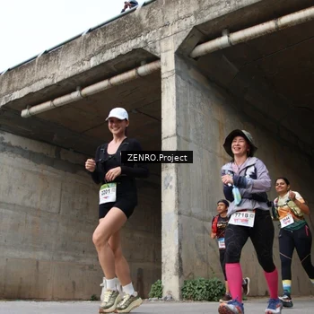 Runner Photo 8915633