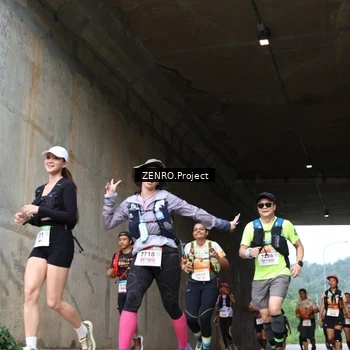 Runner Photo 8915635