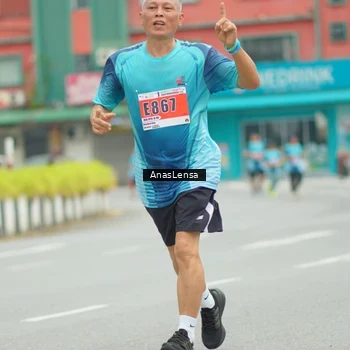 Runner Photo 8915651