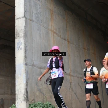 Runner Photo 8915671