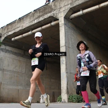 Runner Photo 8915673