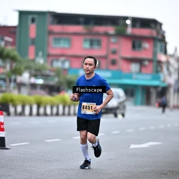 Runner Photo 8915674