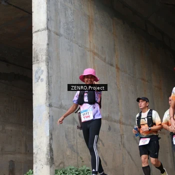 Runner Photo 8915690