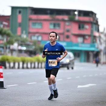 Runner Photo 8915704