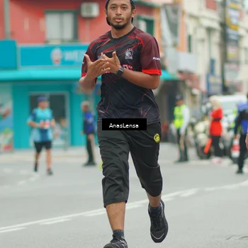 Runner Photo 8915811