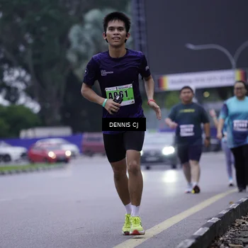 Runner Photo 8915812