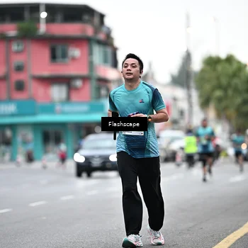 Runner Photo 8915875