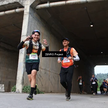 Runner Photo 8915881