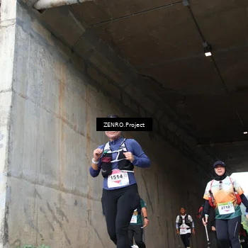 Runner Photo 8915893