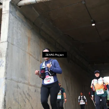 Runner Photo 8915904