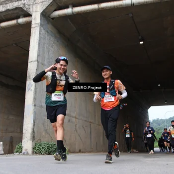 Runner Photo 8915907