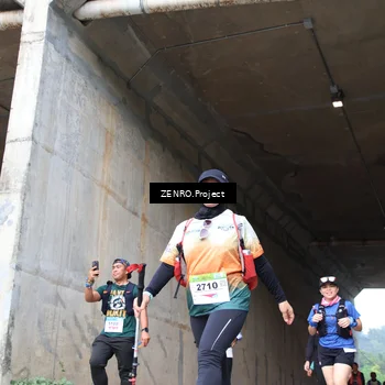 Runner Photo 8915927